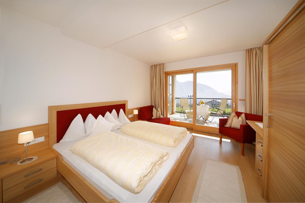 Haselgrund Bed & Breakfast Tirolo Ruang foto
